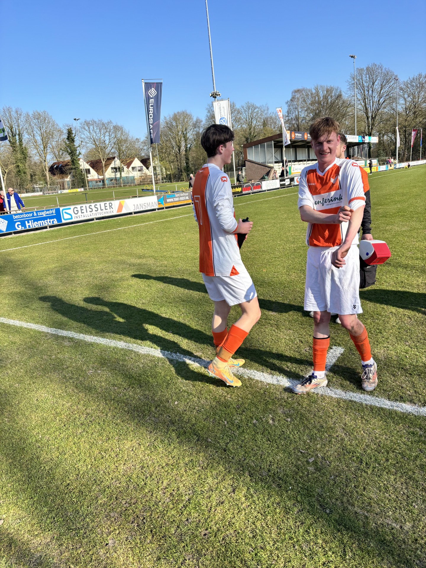 Pracht overwinning Lemelerveld, Vrouwen 1 onderuit
